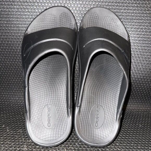 OOFOS OOahh Slide Sandals Black Comfort Recovery Beach Sandal Men’s 10 Womens 12 - Picture 6 of 8